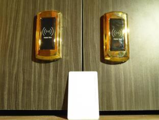 Chic Capsule Otel - 5