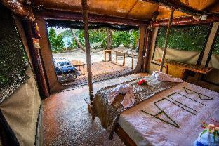 Barefoot Manta Island Resort - Drawaqa Island - 1