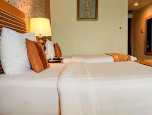 Grand Rocky Hotel Bukittinggi - 8
