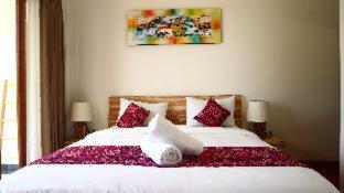 Seno Guesthouse & Cafe - 2