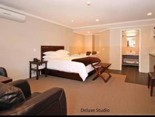 Aotea Motor Lodge - 4