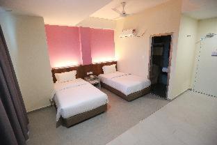 Pantai Regal Boutique Hotel - 9