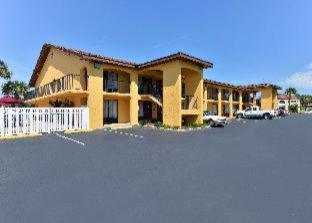 Americas Best Value Inn Ocean Inn - 9
