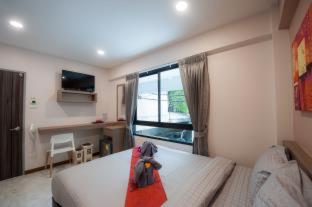 The Moon Night Hotel - 5