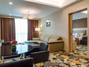 Imperial Hotel Kuching - Kuching - 5
