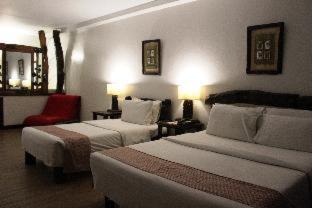 Nature's Village Resort - 9