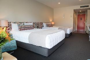 Navigate Seaside Hotel & Apartments - 3