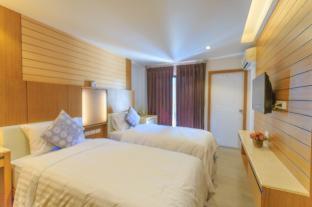 Room Actually - Strand Karon - 3