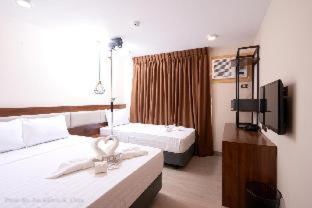 Griffin Hotel and Suites - 8