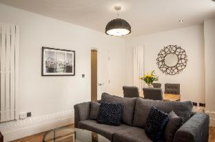 Garrick Mansions by Aeria Apartments - London - 9