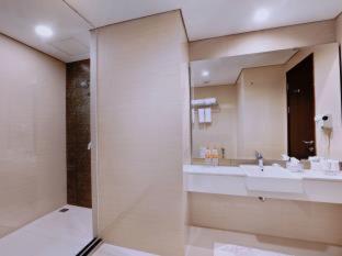 Aston Imperial Bekasi Hotel & Conference Center - Bekasi - 4