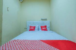 RedDoorz at Wahidin Street Cirebon - 1