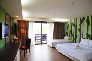 Damai Beach Resort - 9