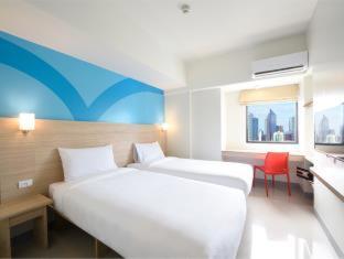 Hop Inn Hotel Aseana City Manila - 8