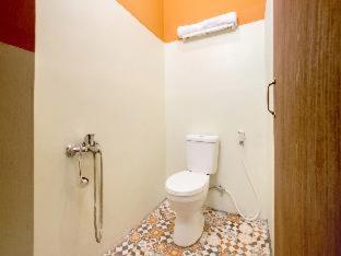 RedDoorz near Lotte Mart Maguwoharjo Yogyakarta - 3
