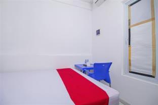 RedDoorz near STAN - 8