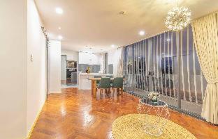 Len's Hotel - 2