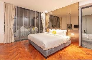 Len's Hotel - 1