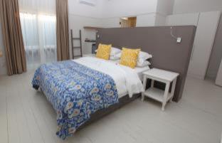The Hampton Exclusive Guesthouse - East London - 3