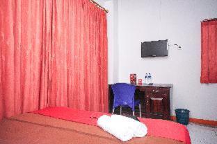 RedDoorz near Palembang Square Mall 2 - 5
