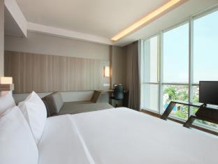 Hotel Santika Radial Palembang - 1