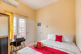 RedDoorz near Ramai Mall Malioboro - Yogyakarta - 8