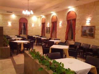 Alhambra Palace Hotel Suites - Ramallah - Ramallah - 3