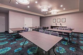 Holiday Inn Express & Suites Killeen - Fort Hood Area - 7