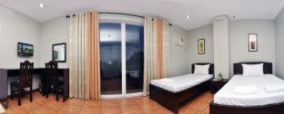 Harbour Gardens Tourist Inn - 9