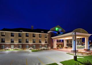 Holiday Inn Express Hotel & Suites East Lansing by IHG - East Lansing - 1