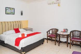 RedDoorz Plus @ Cibogo Puncak 3 - Bogor - 9