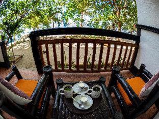 Hippocampus Beach Resort - Malapascua - 5