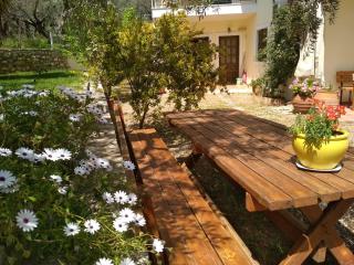 Rent Rooms Alexiou - Limne - 3
