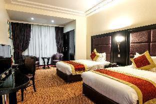 Royal Beach Hotel & Resort - 5