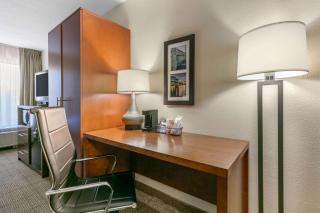Comfort Inn Downtown - Chattanooga - 6