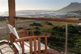 138 Marine Beachfront Guesthouse - Hermanus - 5