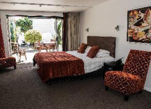 The Grange Motel - 4