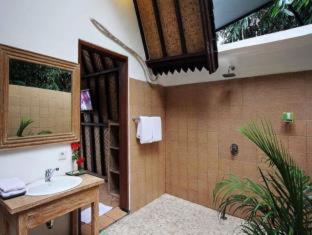 Mojo Resort Canggu - Canggu - 6