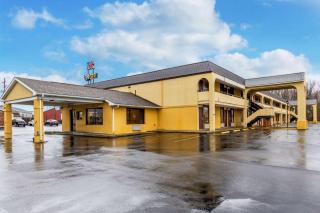 Econo Lodge Seymour - 7
