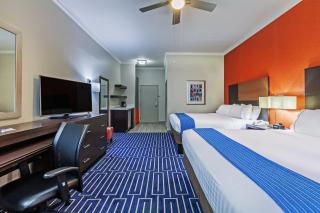 Holiday Inn Express & Suites Houston East by IHG - Houston - 9