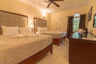 Travellers Beach Resort - 4