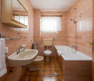 Apartments and rooms by the sea Duce, Omis - 18155 - Omiš - 1