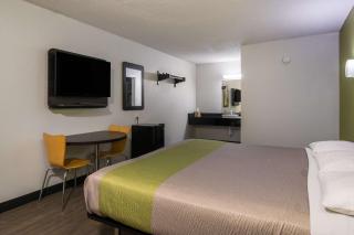 Motel 6 Irving - Loop 12 - 4