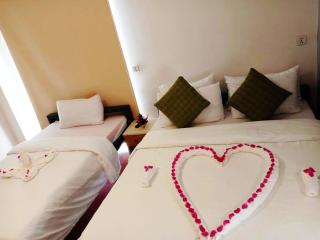 Redhouse Boutique - Sihanoukville - 5