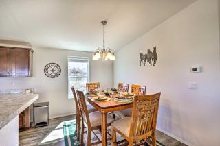 Desert Escape Off I-10 with Over 1 Enclosed Acre! - Mescal - 5