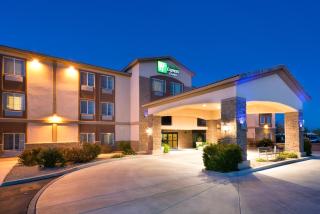 Holiday Inn Express & Suites Casa Grande by IHG - Casa Grande - 0