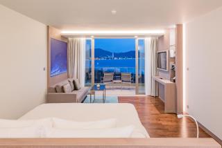 Oceanfront Beach Resort - SHA Extra Plus - Patong - 3