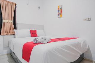 RedDoorz near Jalan Soeprapto Bengkulu - Bengkulu - 0