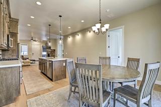 Flagstaff Oasis with Hot Tub - 3 Mi to Downtown! - Flagstaff - 3