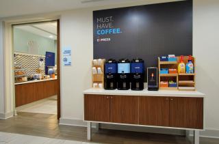 Holiday Inn Express & Suites Edinburg- Mcallen Area by IHG - Edinburg - 8